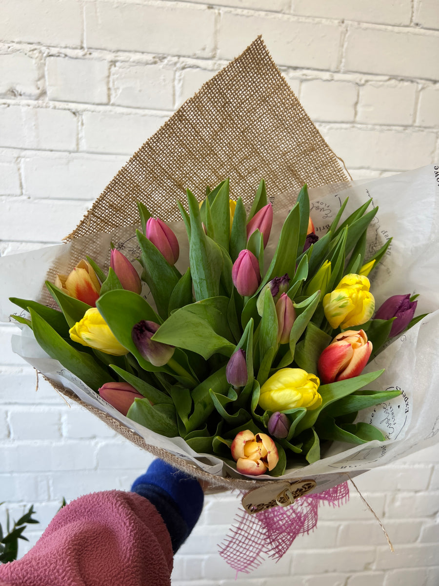 Hessian Natural 77cm wide x 10yds long British Flowers direct by