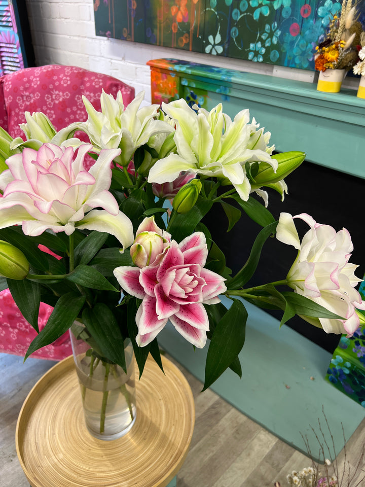 Floristry - Rose Lilies Simply Stems
