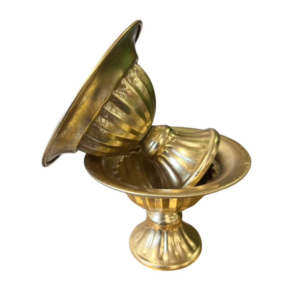 gold wedding decorations