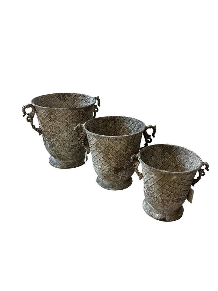durable outdoor planter antique style