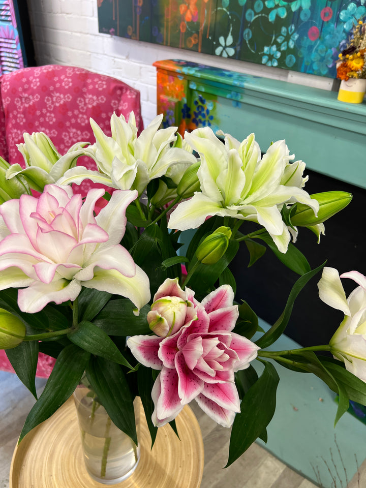 Floristry - Rose Lilies Simply Stems
