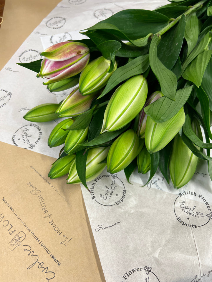 Floristry - Rose Lilies Simply Stems