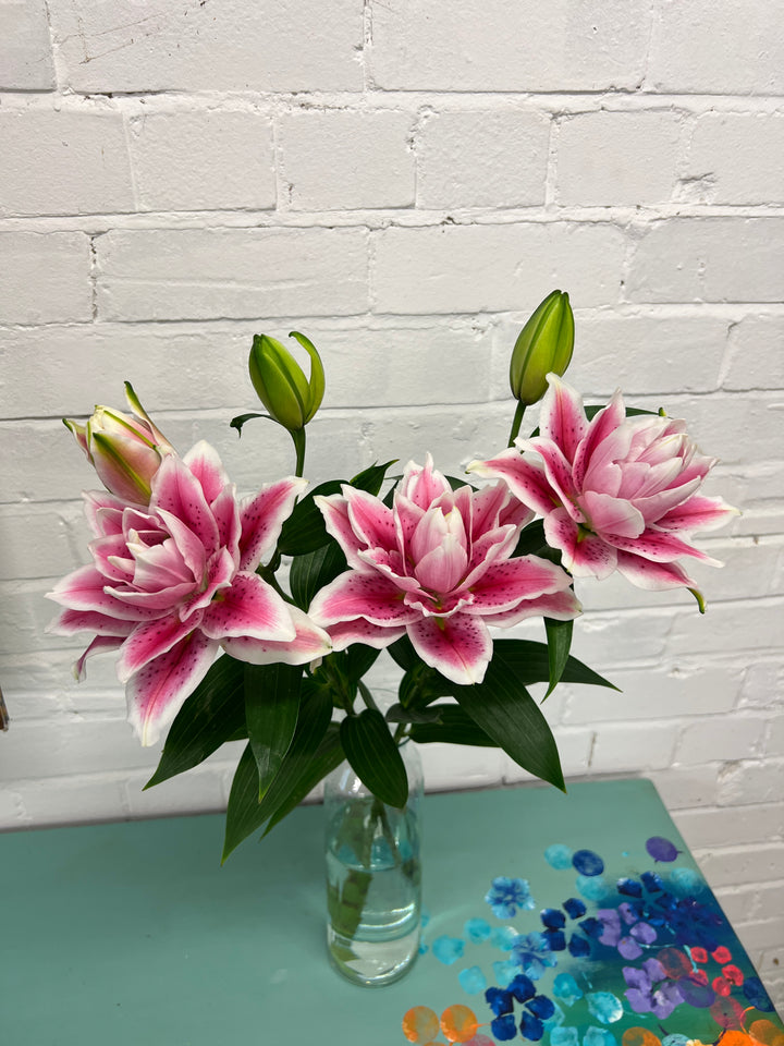 Floristry - Rose Lilies Simply Stems