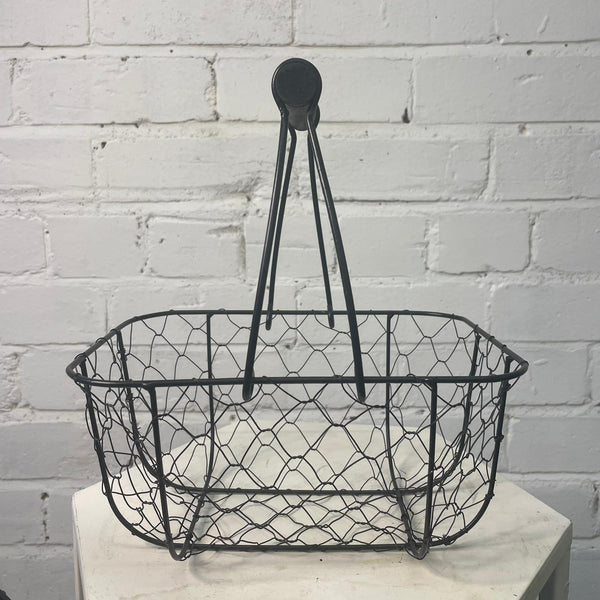 Wire Basket - black with wooden handle