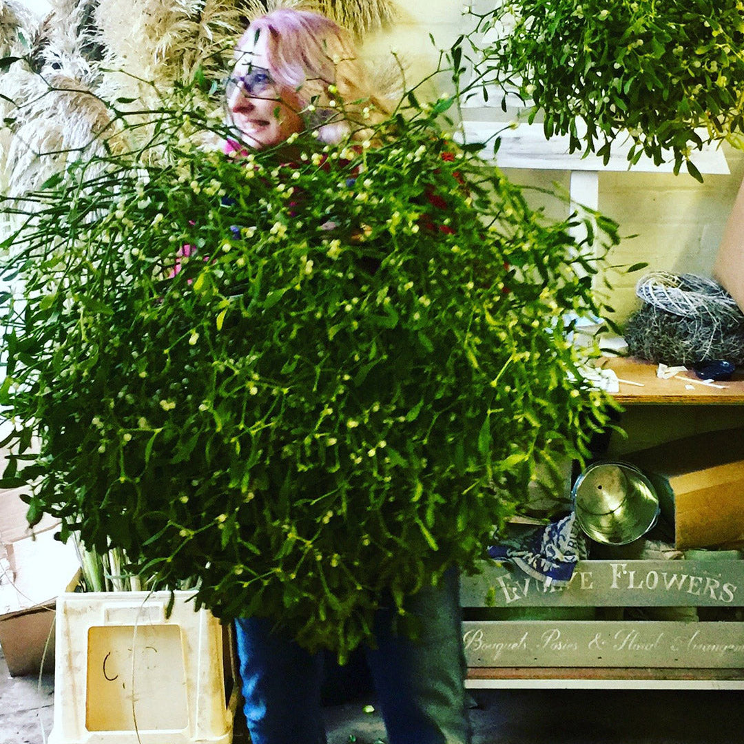 Mistletoe Heart - Bough/EXTRA LARGE **PRE-ORDER-Including Delivery**